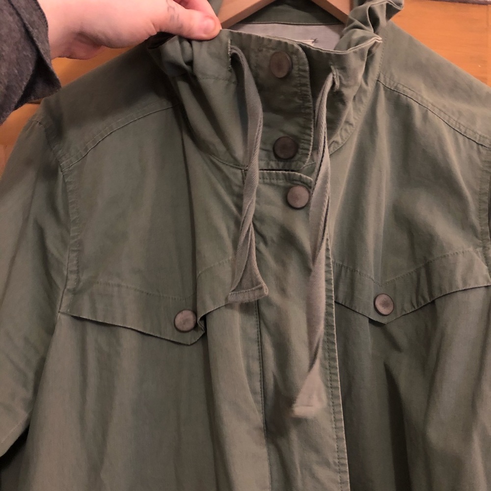 Lou and Grey lightweight utility jacket - Picture 4 of 4